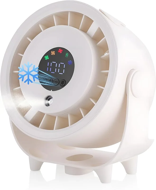 Kssvzz Tischventilator mit Nebelfunktion, Mini Ventilator Leiser über USB Aufladbar, 6000-mAh-Akku, 90°-Drehung, 3 Geschwindigkeitsstufen, digitale LED-Anzeige für Büro, Zuhause und Reisen(Weiß) — Luftbefeuchter